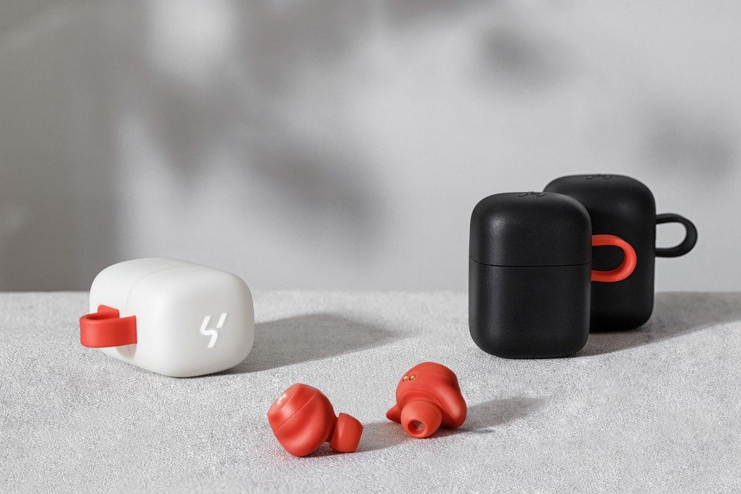 Earbuds